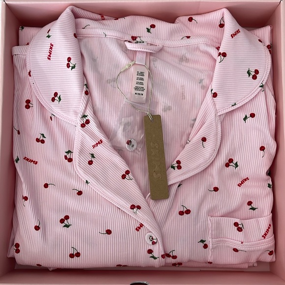 SKIMS Limited Edition CHERRY BLOSSOM PRINT Soft Lounge Sleep Set NWT - Picture 8 of 10